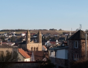 Kath. Kirche vom Waldweg aus
